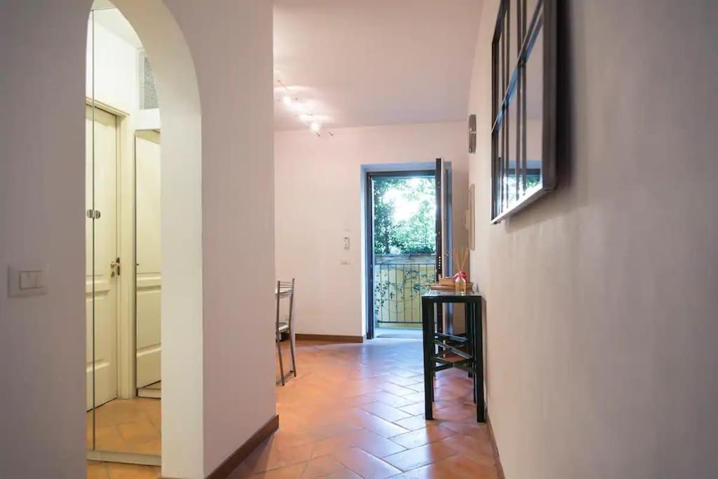 Hidden Retreat - Duomo Apartment Milan Luaran gambar