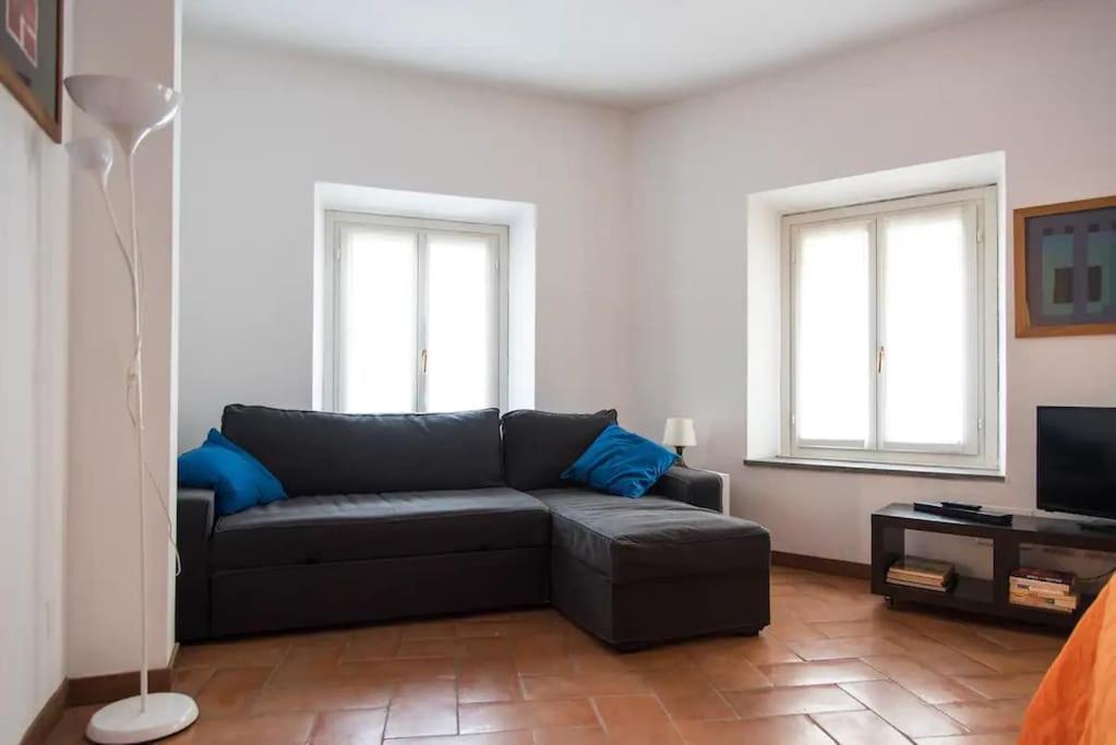 Hidden Retreat - Duomo Apartment Milan Luaran gambar