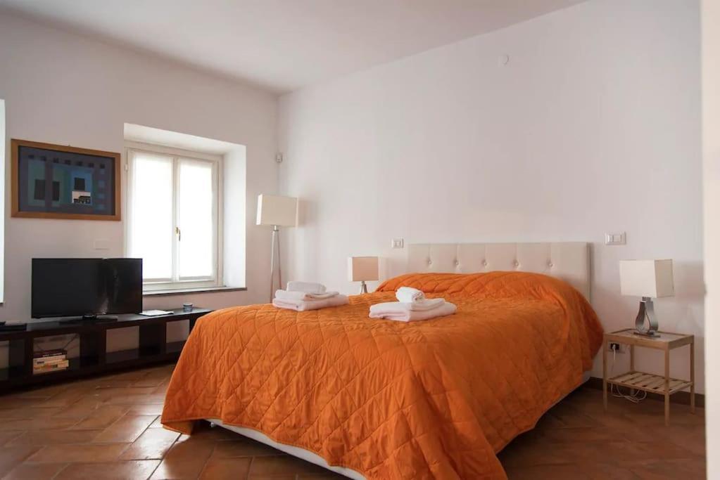 Hidden Retreat - Duomo Apartment Milan Luaran gambar