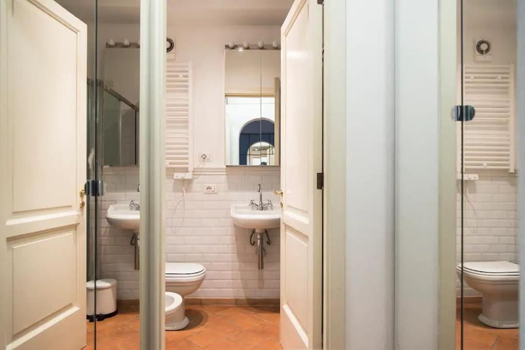 Hidden Retreat - Duomo Apartment Milan Luaran gambar