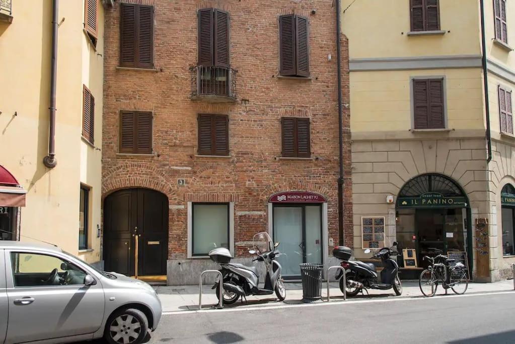 Hidden Retreat - Duomo Apartment Milan Luaran gambar